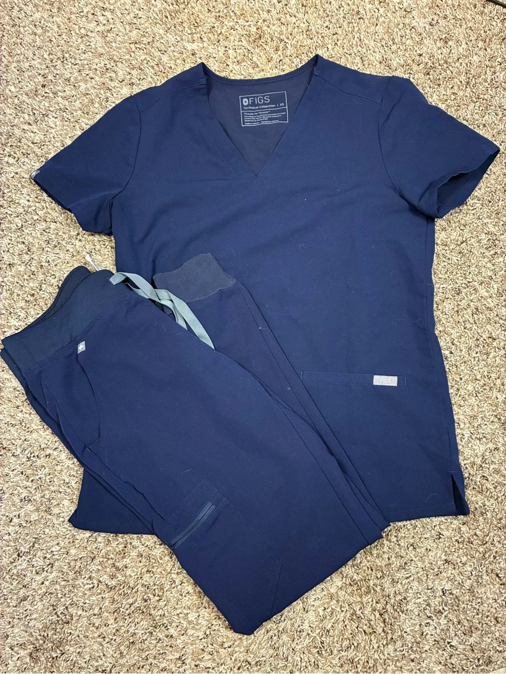 FIGS 2 Piece Matching Three Casma Pocket Top Joggers Scrub Set